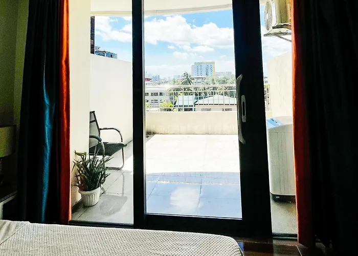Apartahotel Casiana Residences By Yoshi Manila